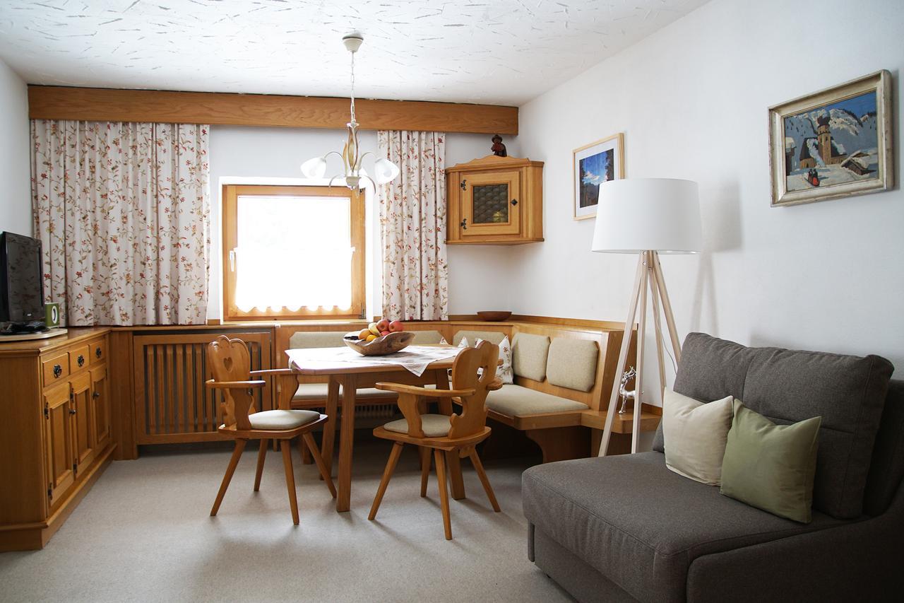 Haus Arnold Schranz Apartment Sankt Anton am Arlberg Exterior photo